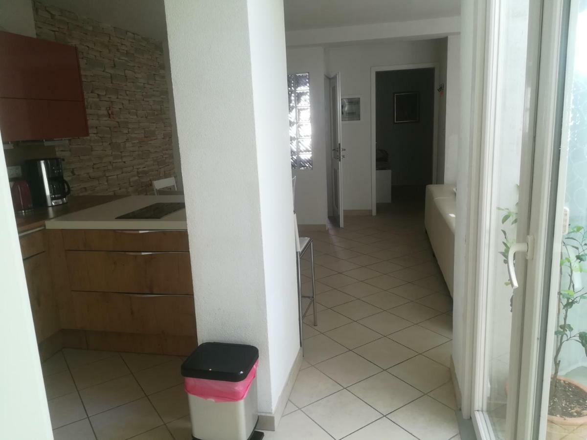 Apartma Zalka Izola Exterior foto
