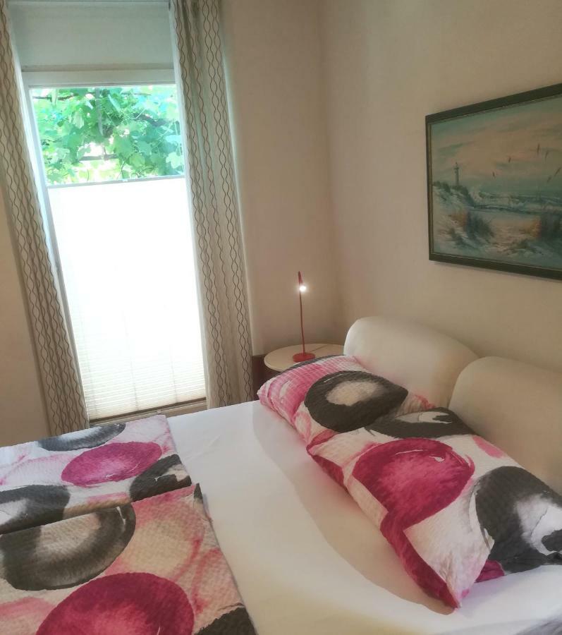Apartma Zalka Izola Exterior foto