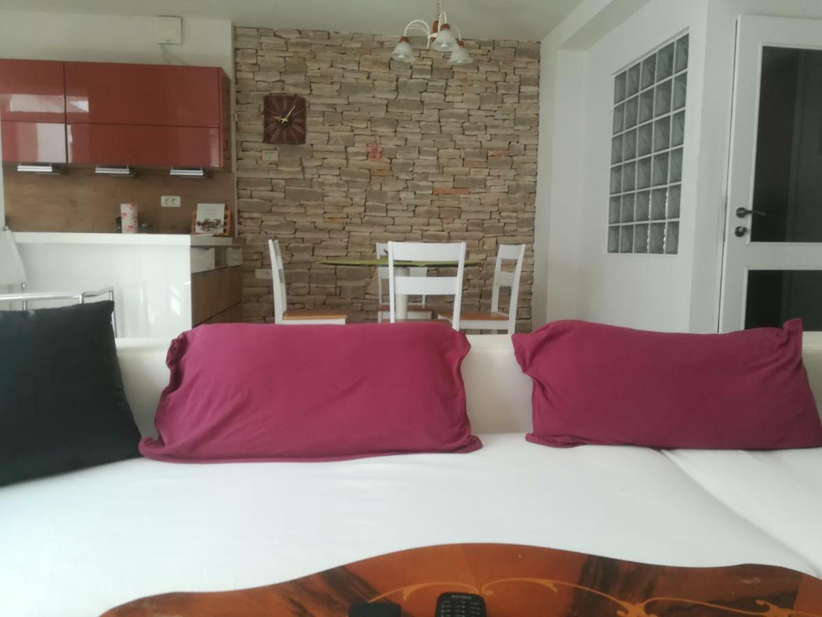 Apartma Zalka Izola Exterior foto