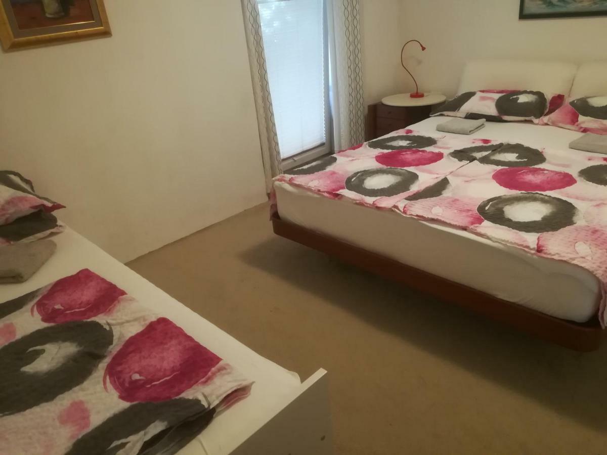 Apartma Zalka Izola Exterior foto